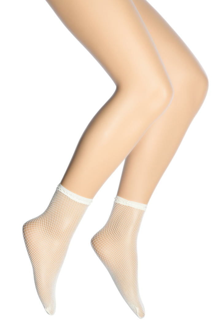 Dore Fishnet Ankle Socks