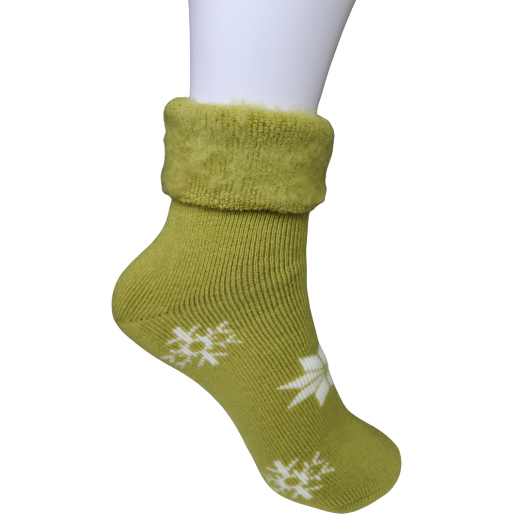 Louluu Women Thermal Snowflake Green Colour Socks