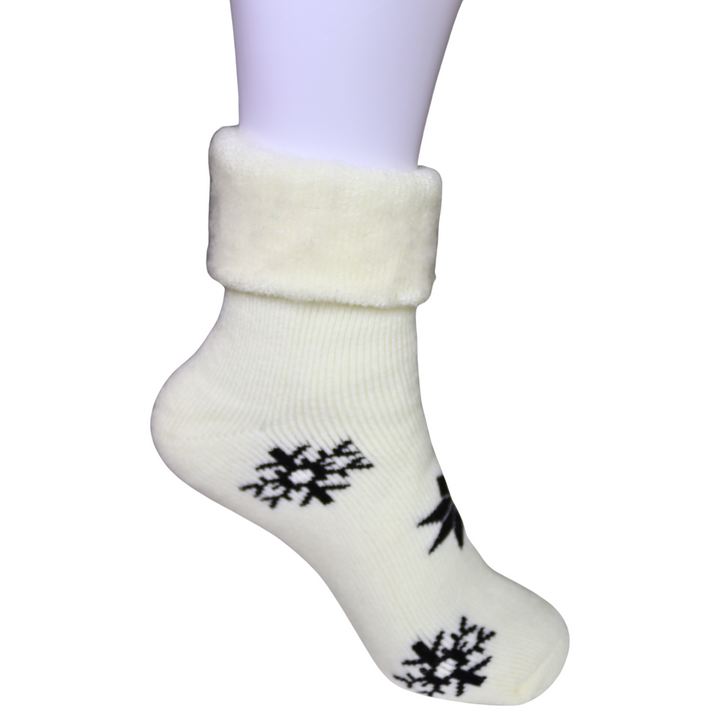 Louluu Women Thermal Snowflake White Colour Socks