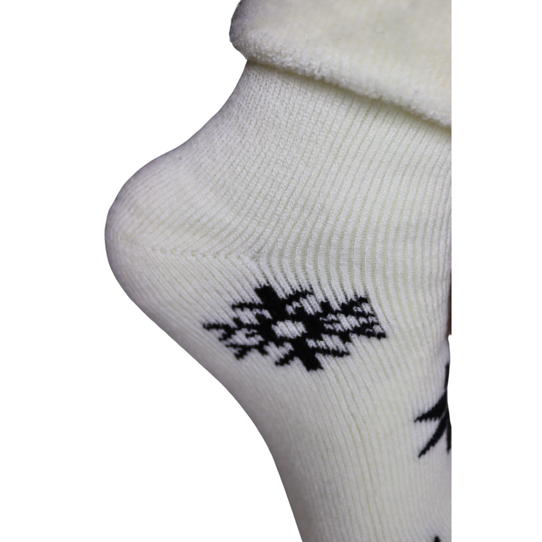 Louluu Women Thermal Snowflake White Colour Socks