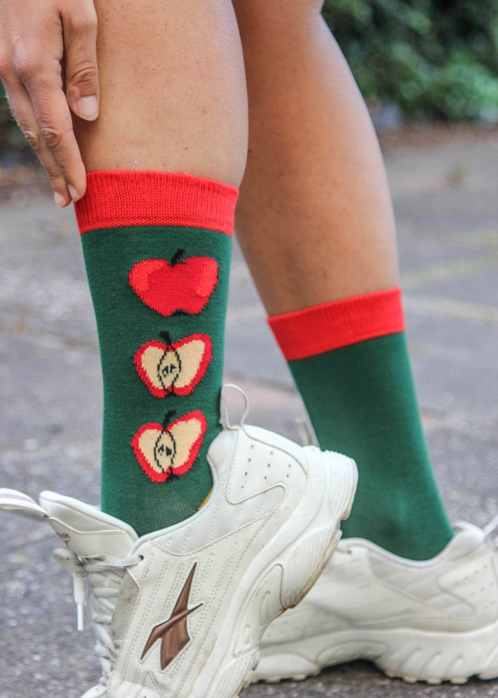 Louluu unisex combed cotton socks — packaging and product display