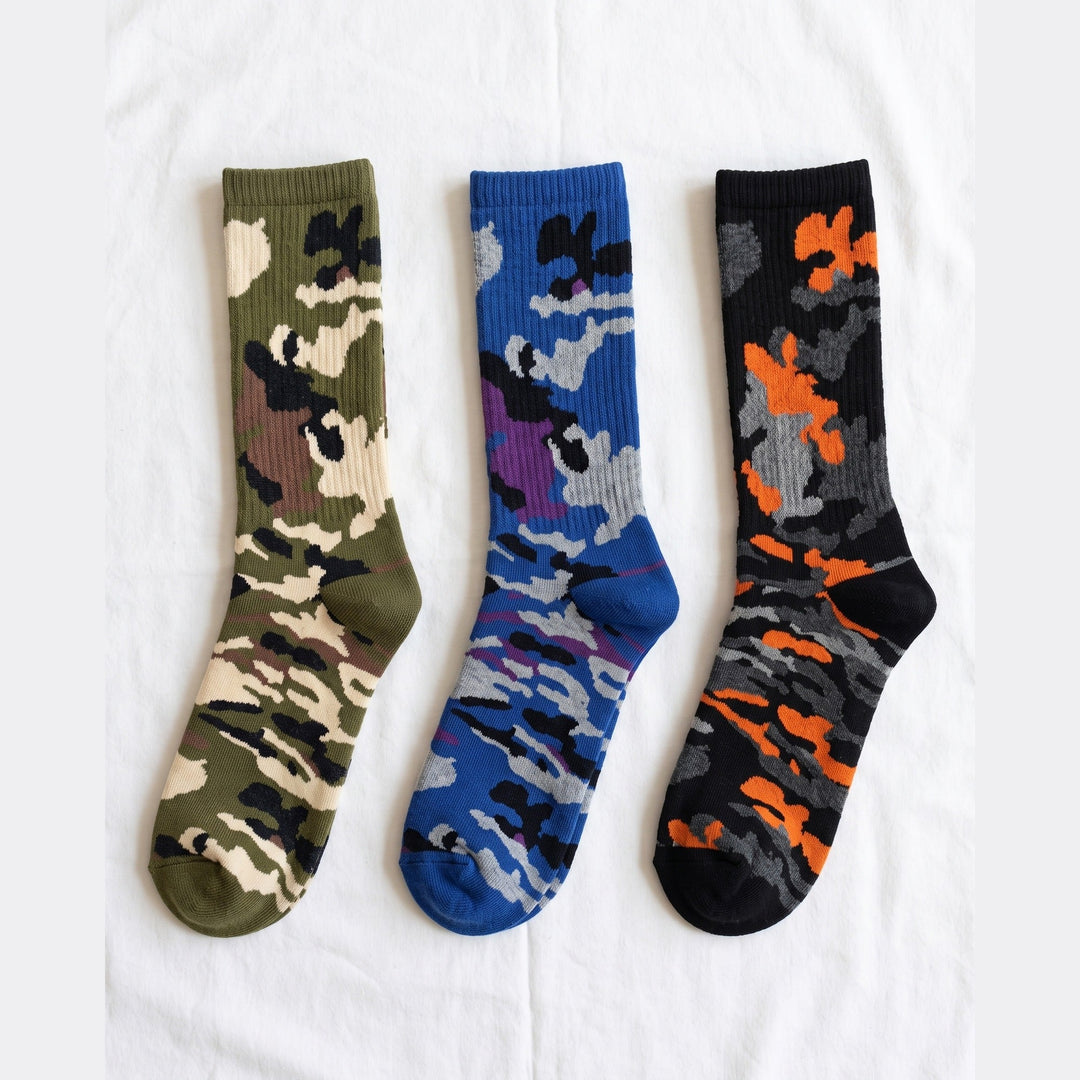 Louluu Camo cushioned cotton crew socks in green, blue and black-orange camouflage — flat lay